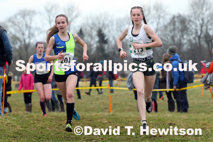 Girls under-15s Northern Cross Country Champs., Camp Hill Estate, Kirklington.  Photo: David T. Hewitson/Sports for All Pics